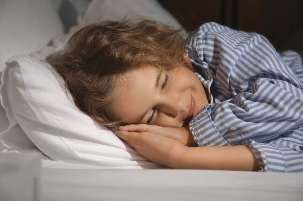 Comprendre et gérer le somnambulisme chez les enfants pour des nuits sereines