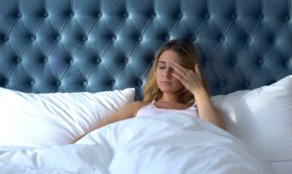 Découvrez comment le manque de sommeil peut influencer votre poids